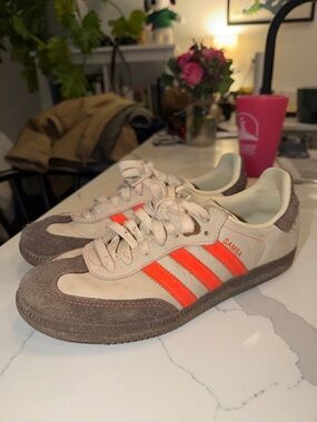 Adidas sambas